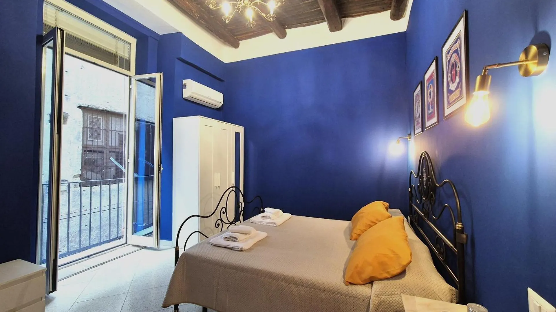 Glika Gerolomini Appartamento Napoletano Naples Holiday home