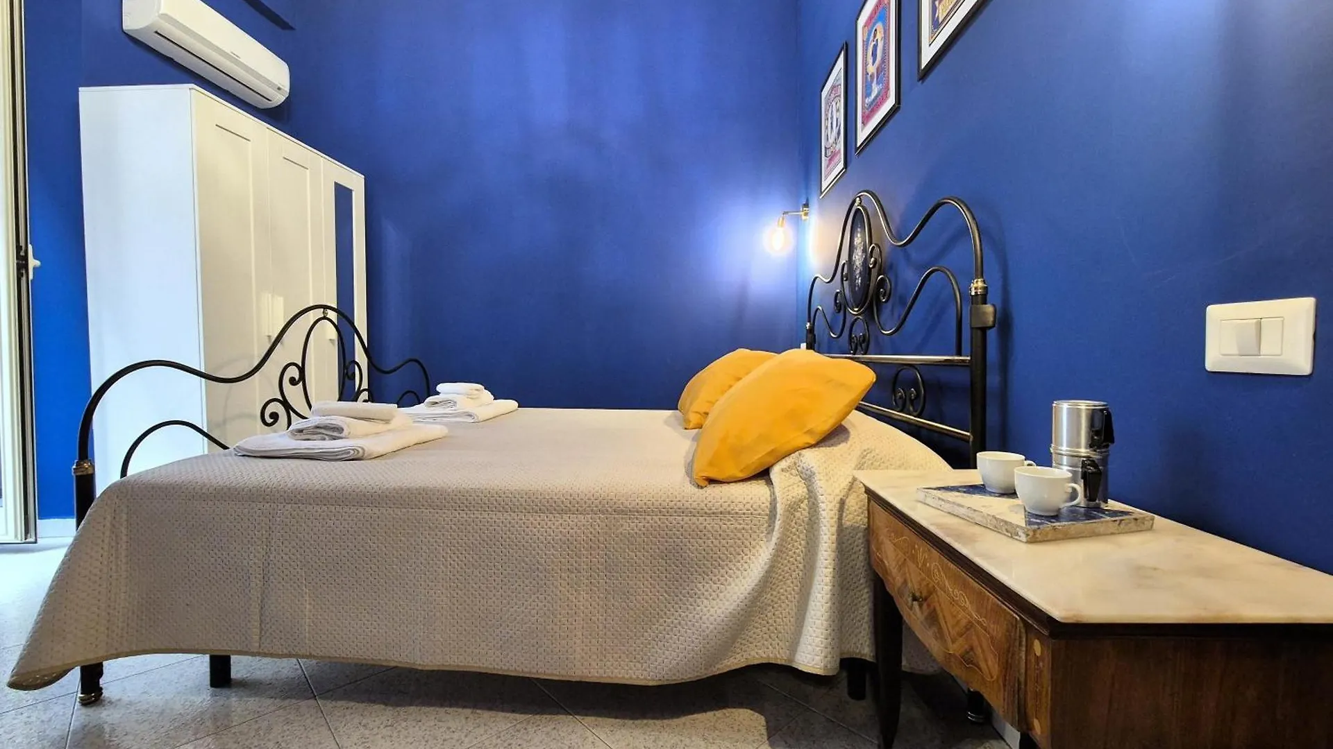 Holiday home Glika Gerolomini Appartamento Napoletano Naples Italy